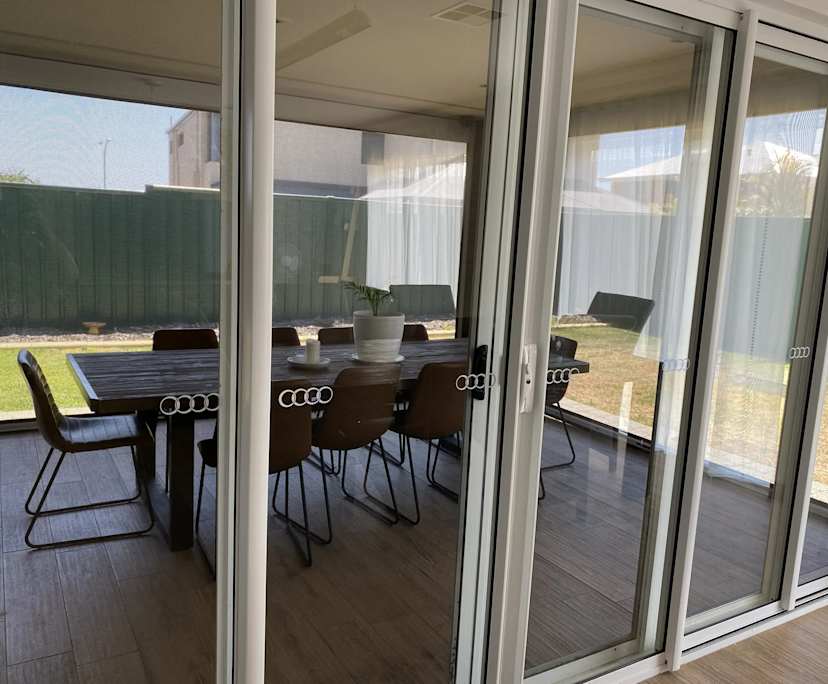 $300, Share-house, 4 bathrooms, Singleton WA 6175