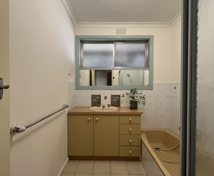 $250, Share-house, 3 bathrooms, Thomastown VIC 3074
