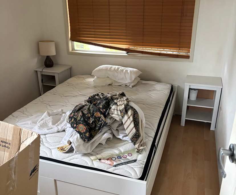 Furnished room with own bathroom