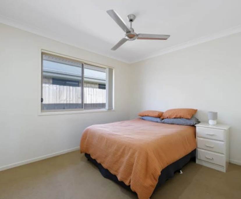 Whole property with 4 rooms for rent