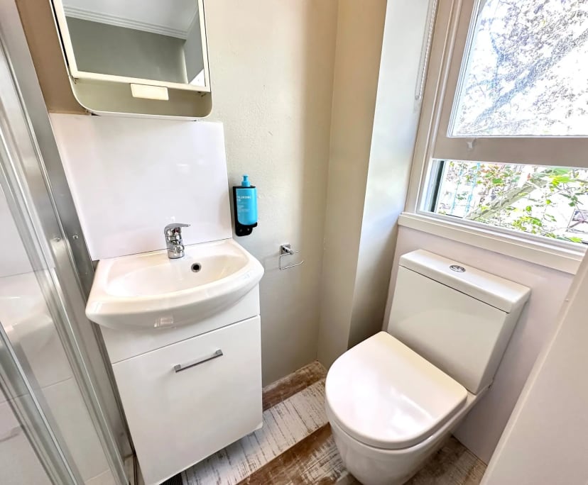 $800, Flatshare, 6 bathrooms, Potts Point NSW 2011