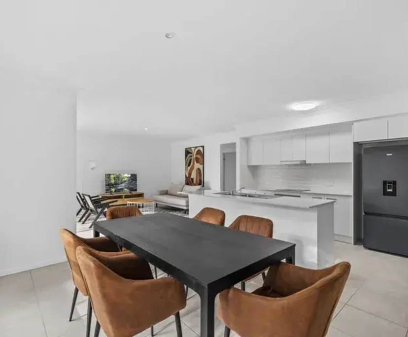 $370, Share-house, 3 bathrooms, Narangba QLD 4504