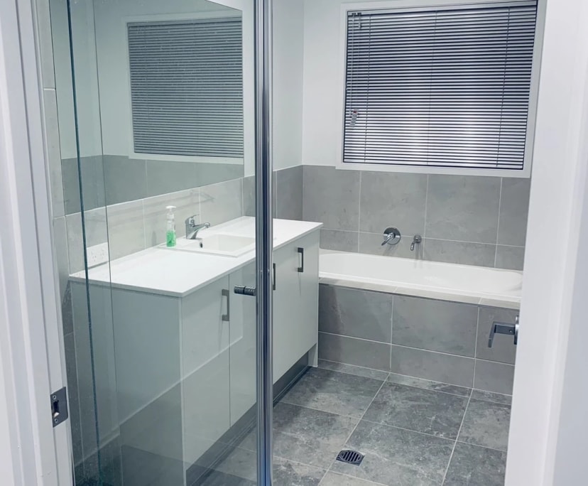 $280, Share-house, 4 bathrooms, North Tamworth NSW 2340