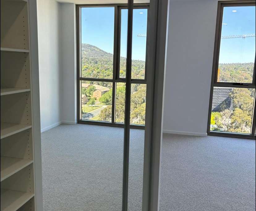 Unfurnished room with own bathroom