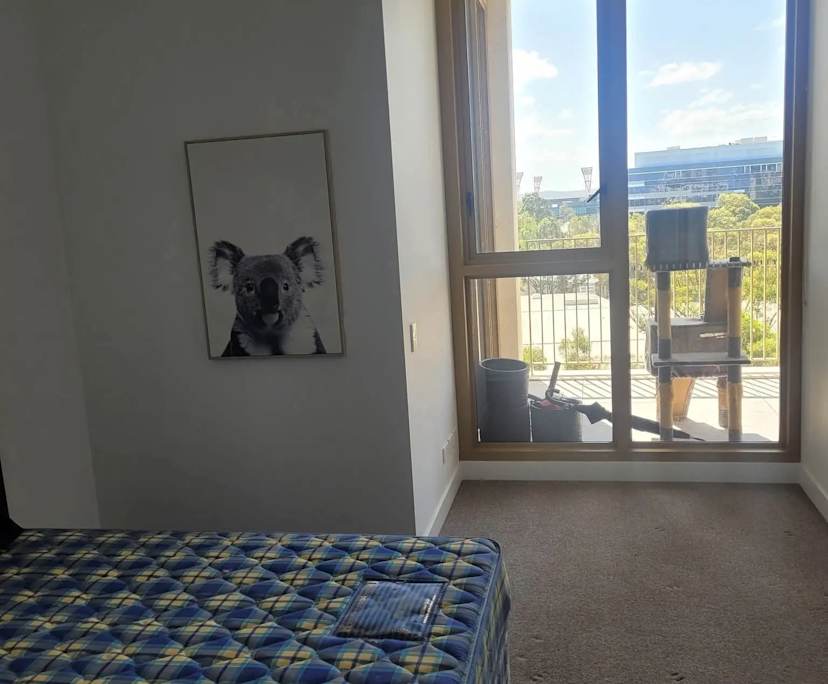 Unfurnished room with own bathroom