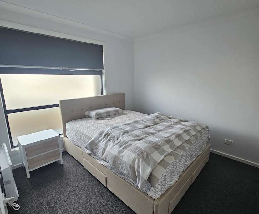 Furnished room with own bathroom