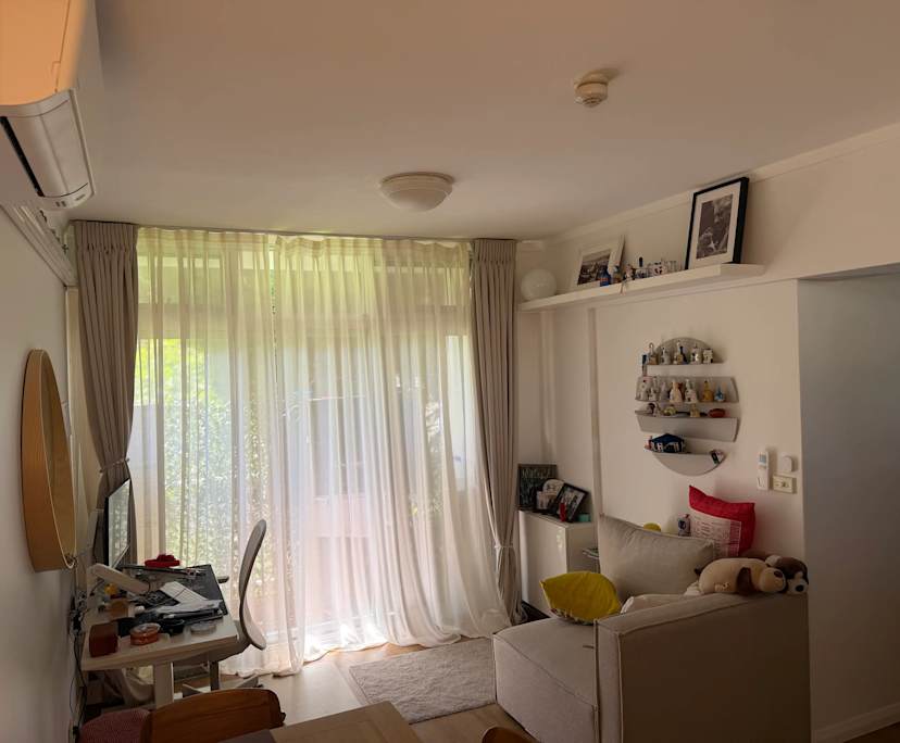 Whole property with 2 rooms for rent