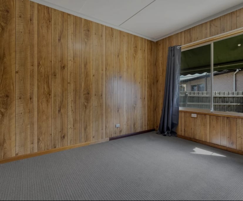 $250, Share-house, 3 bathrooms, Dallas VIC 3047