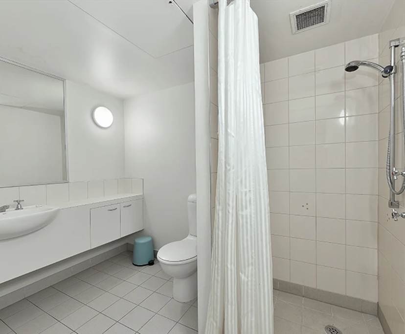 $695, Studio, 1 bathroom, Melbourne VIC 3000