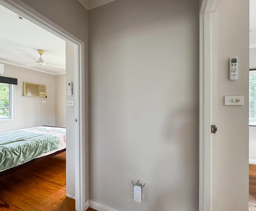 $300, Share-house, 2 rooms, Mooroobool QLD 4870, Mooroobool QLD 4870