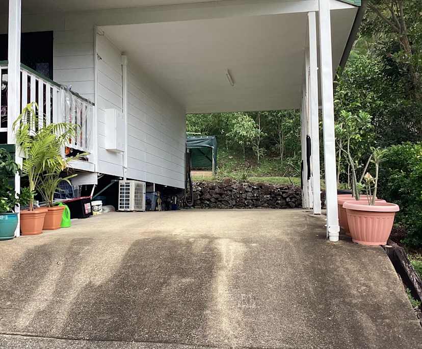 $300, Share-house, 3 bathrooms, Cannonvale QLD 4802