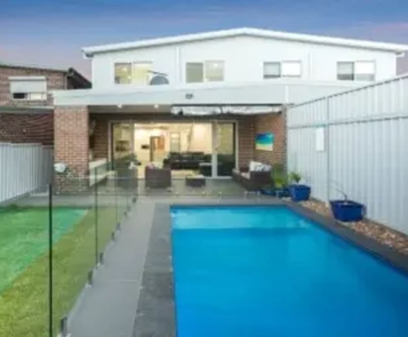 $345, Homestay, 2 rooms, Greenacre NSW 2190, Greenacre NSW 2190