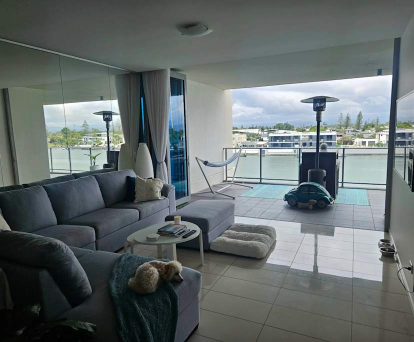 $600, Flatshare, 2 bathrooms, Surfers Paradise QLD 4217