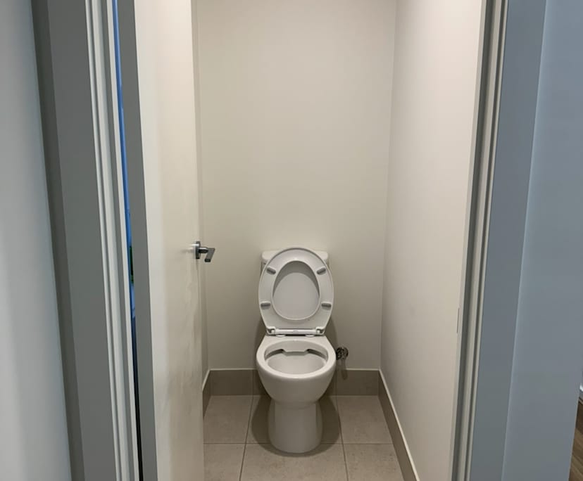 $300, Share-house, 3 bathrooms, Onkaparinga Heights SA 5163