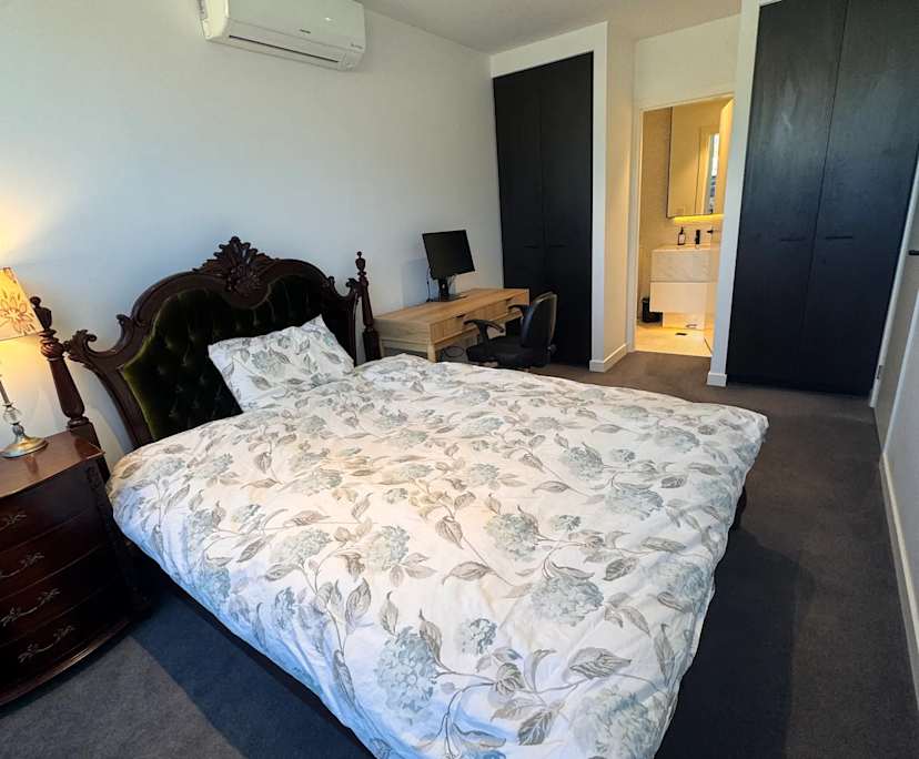 propertyImage