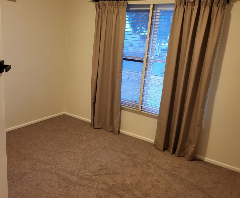 Unfurnished room in a share house