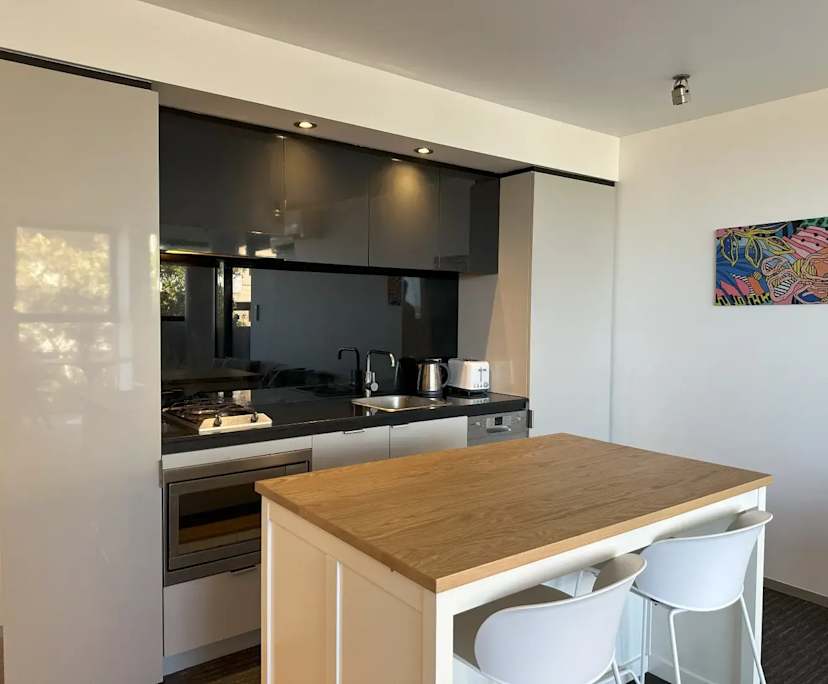 $550, 1-bed, 1 bathroom, Surry Hills NSW 2010