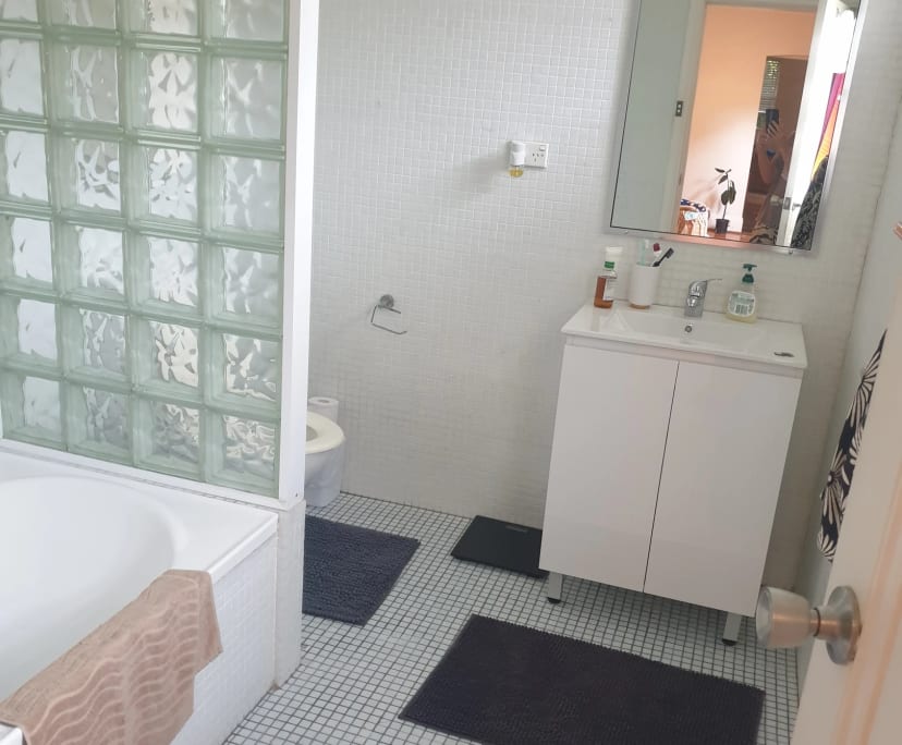 Furnished room in a share house