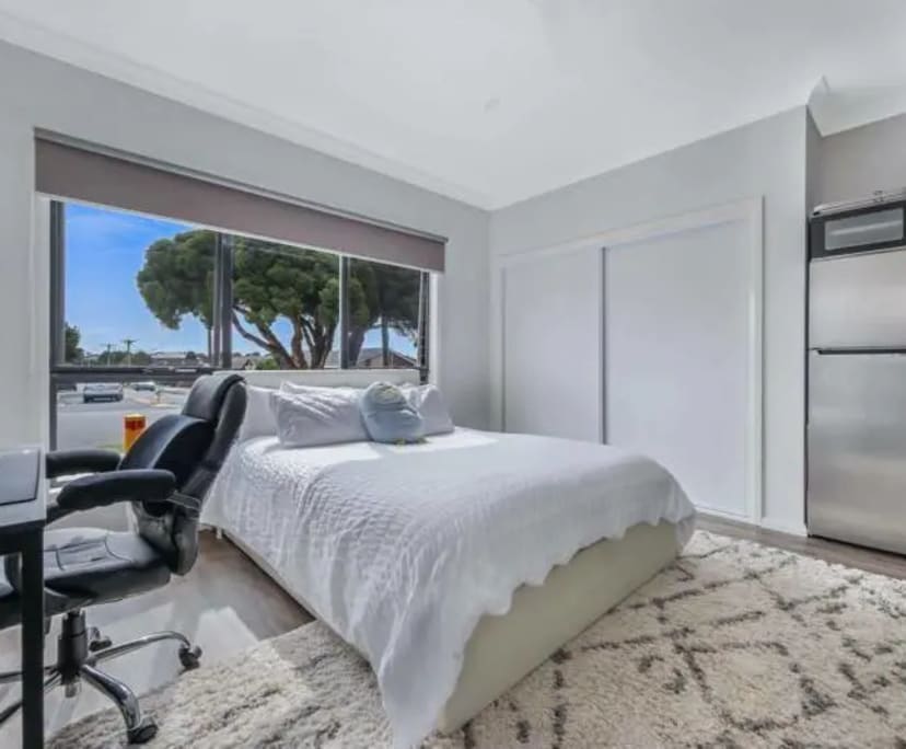 Room studio flat for rent