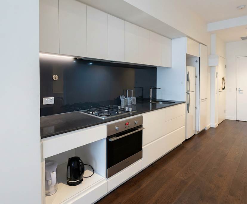 $1,050, Whole-property, 3 bathrooms, Melbourne VIC 3000