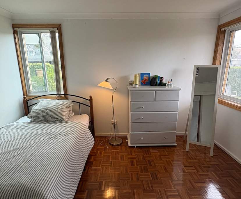 Furnished room with own bathroom