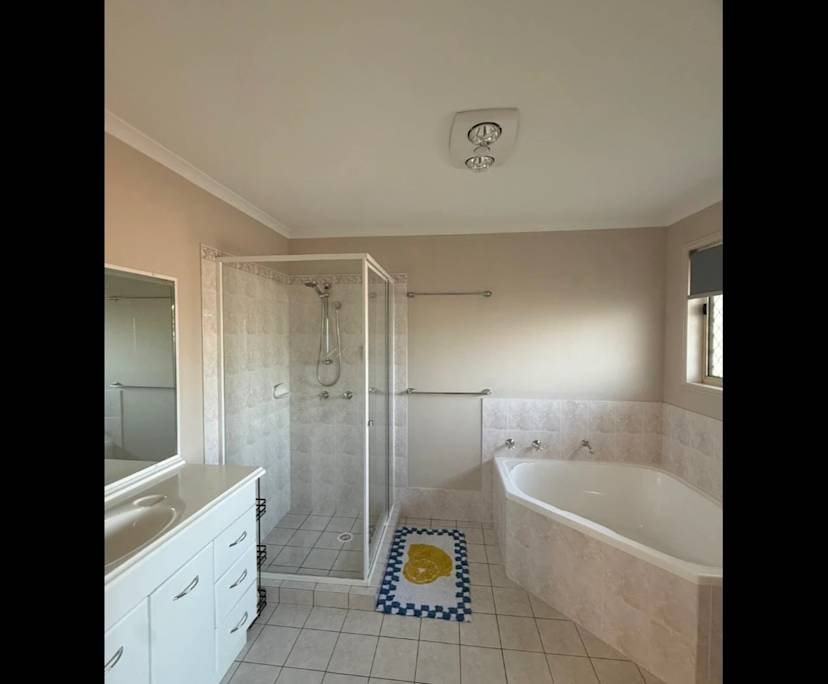Furnished room with ensuite in a share house