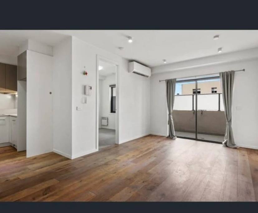 Whole property with 2 rooms for rent