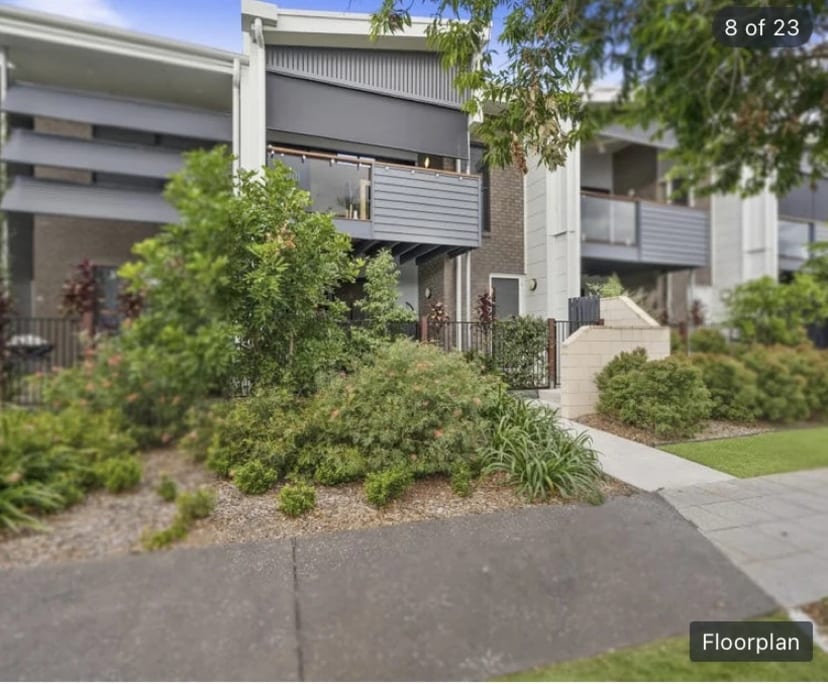 Room for Rent in North Lakes, Brisbane 300, Flexi...