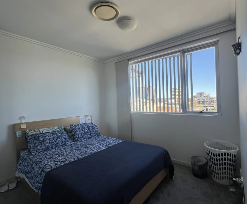 Furnished room with ensuite in a flatshare