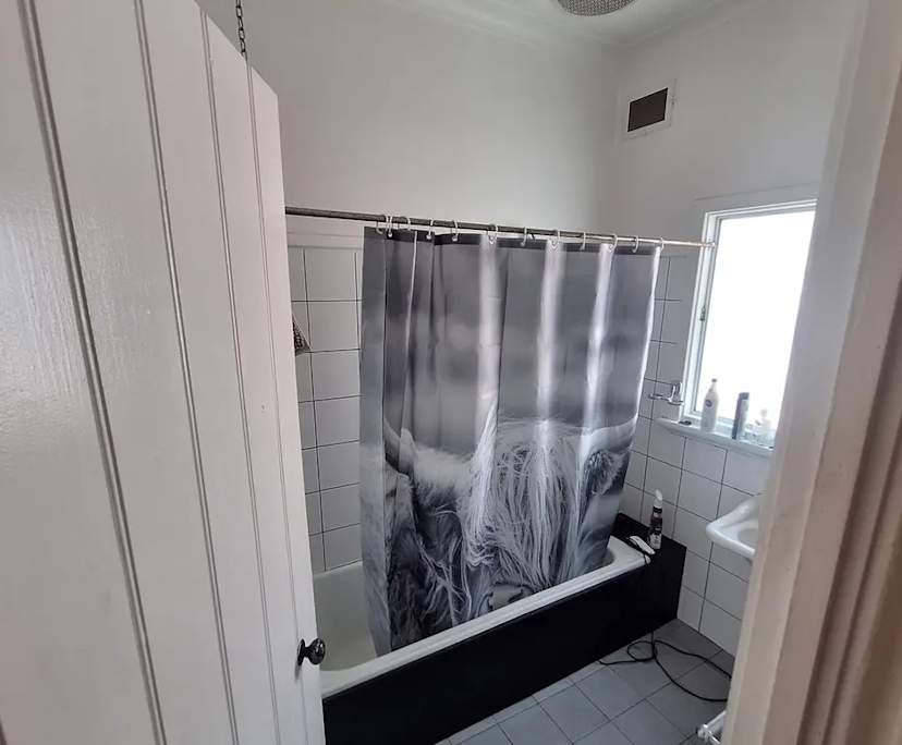 $220, Share-house, 2 bathrooms, Doubleview WA 6018