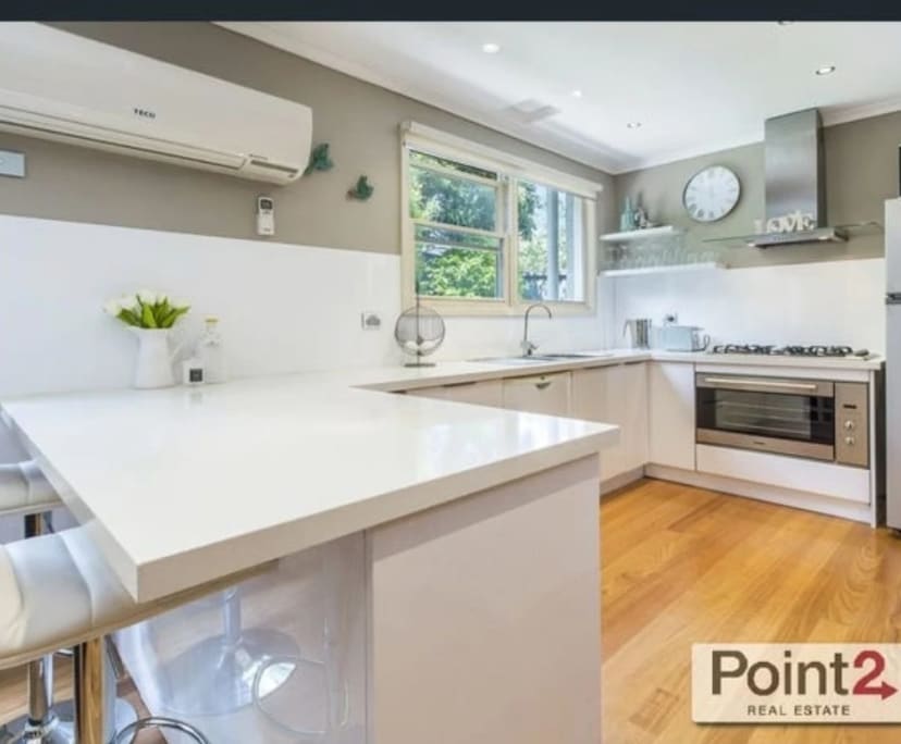 Room for Rent in Mount Eliza, VIC 200, Unfurnishe...