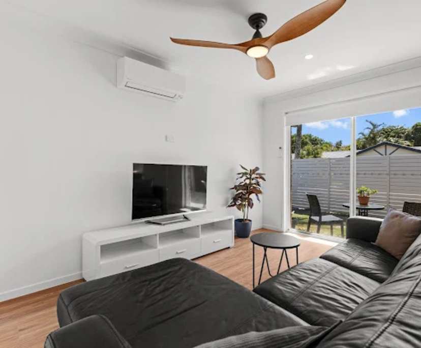 $400, Share-house, 3 bathrooms, Coolangatta QLD 4225
