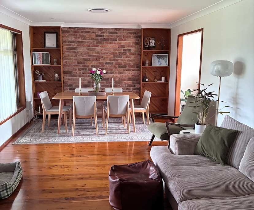 Furnished room in a share house