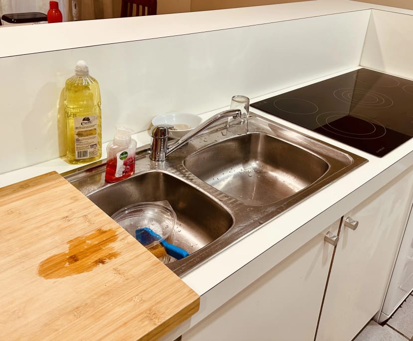 $300, Student-accommodation, 6 bathrooms, Gosford NSW 2250