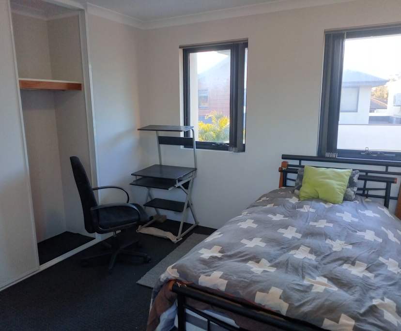 $290, Share-house, 4 bathrooms, Midland WA 6056