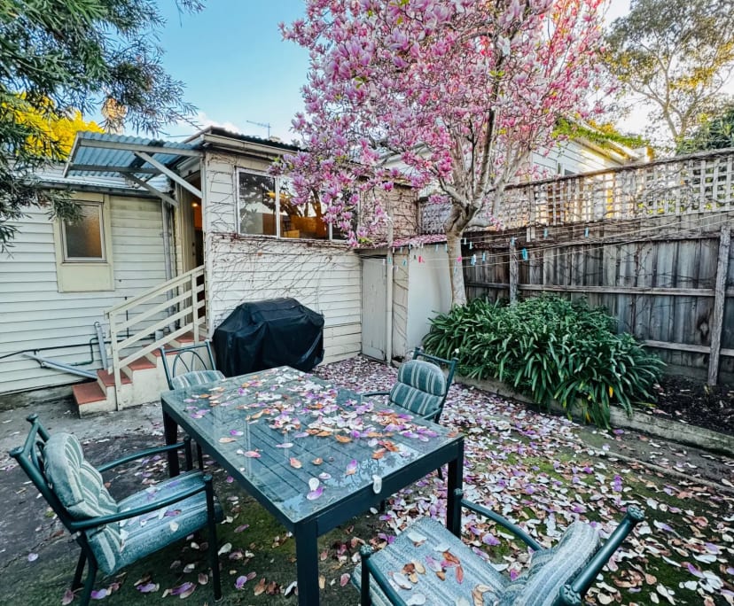 $1,025, Whole-property, 3 bathrooms, Prahran VIC 3181