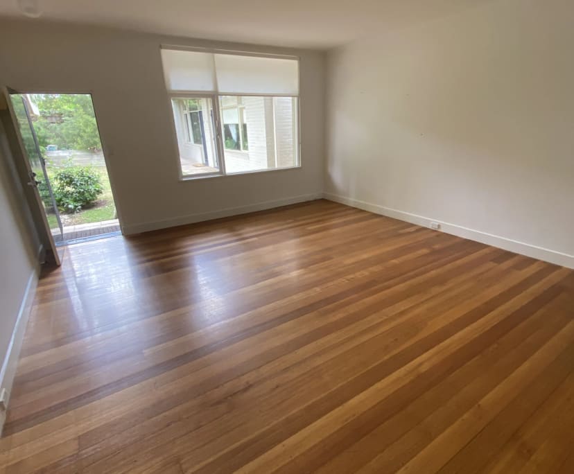 $300, Flatshare, 2 bathrooms, Hawthorn VIC 3122