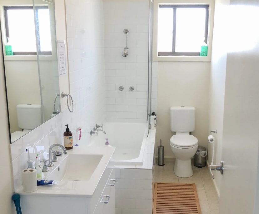 $180, Share-house, 4 bathrooms, Wendouree VIC 3355