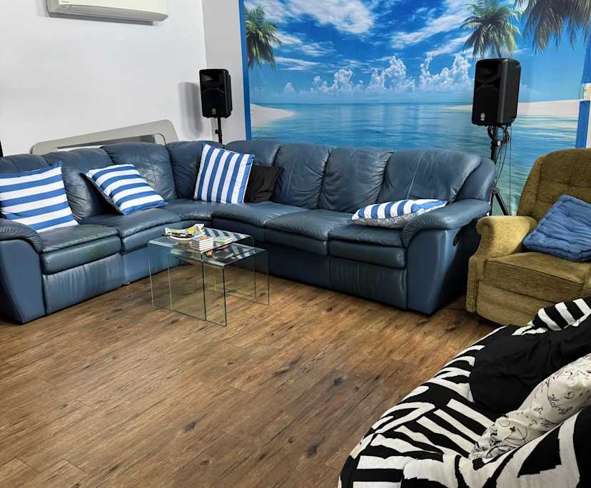 $350, Share-house, 2 bathrooms, Russell Island QLD 4184