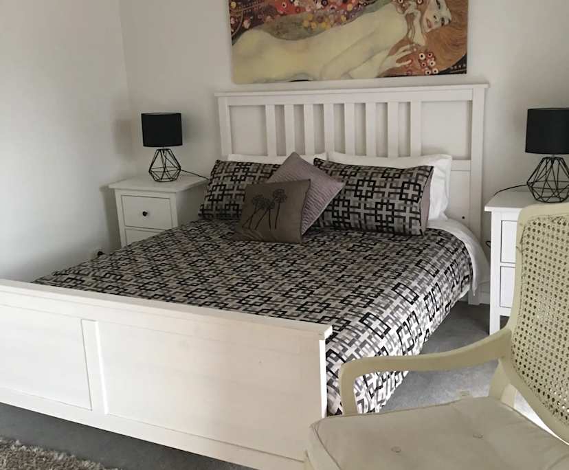propertyImage
