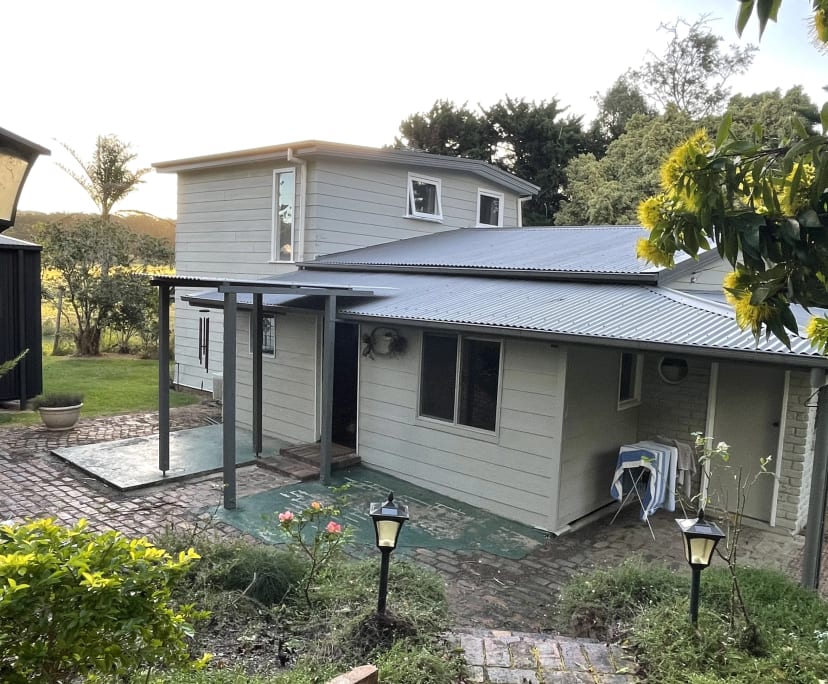 Whole property with 2 rooms for rent
