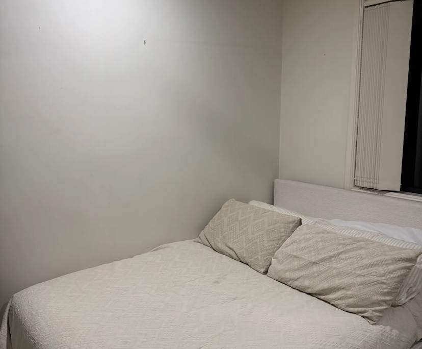 Unfurnished room in a share house