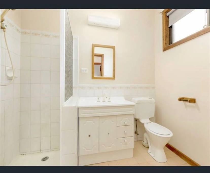 Furnished room with ensuite in a share house