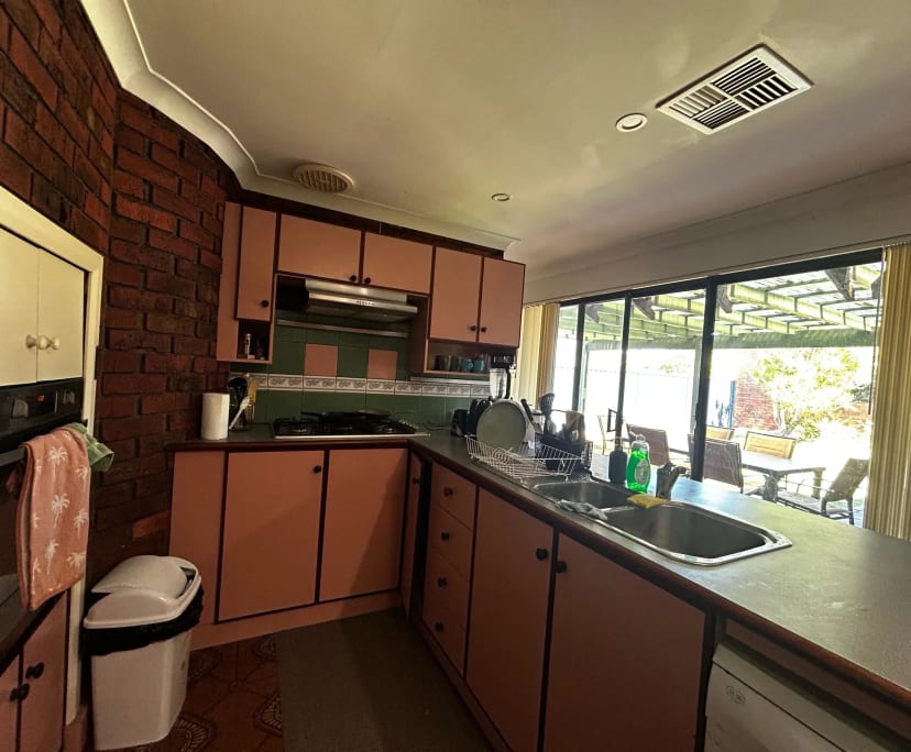 $500, Share-house, 4 bathrooms, Booragoon WA 6154