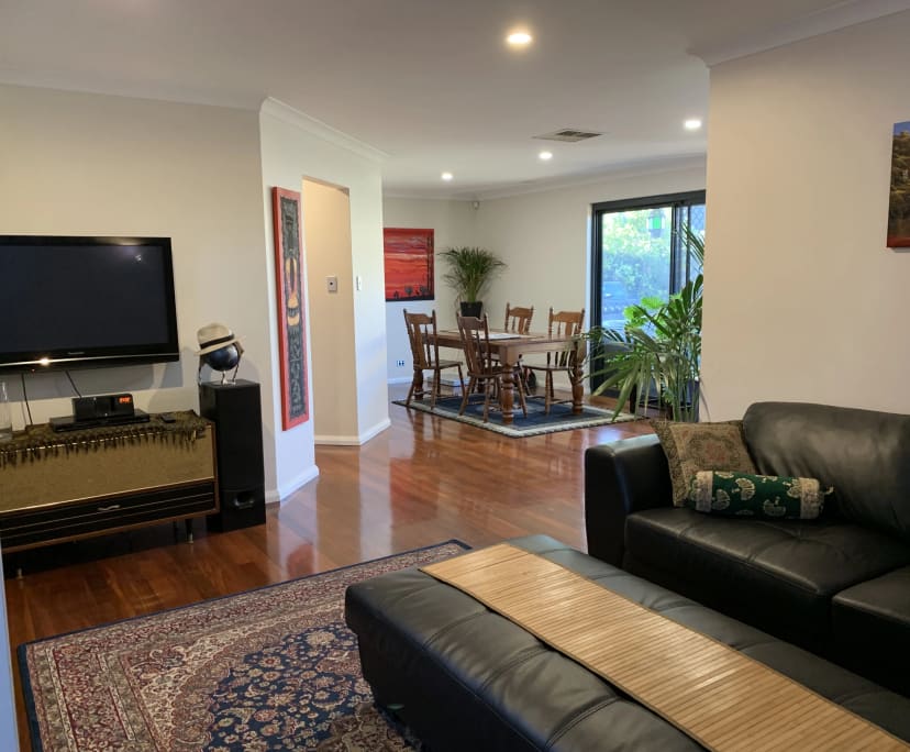 Room in a share house