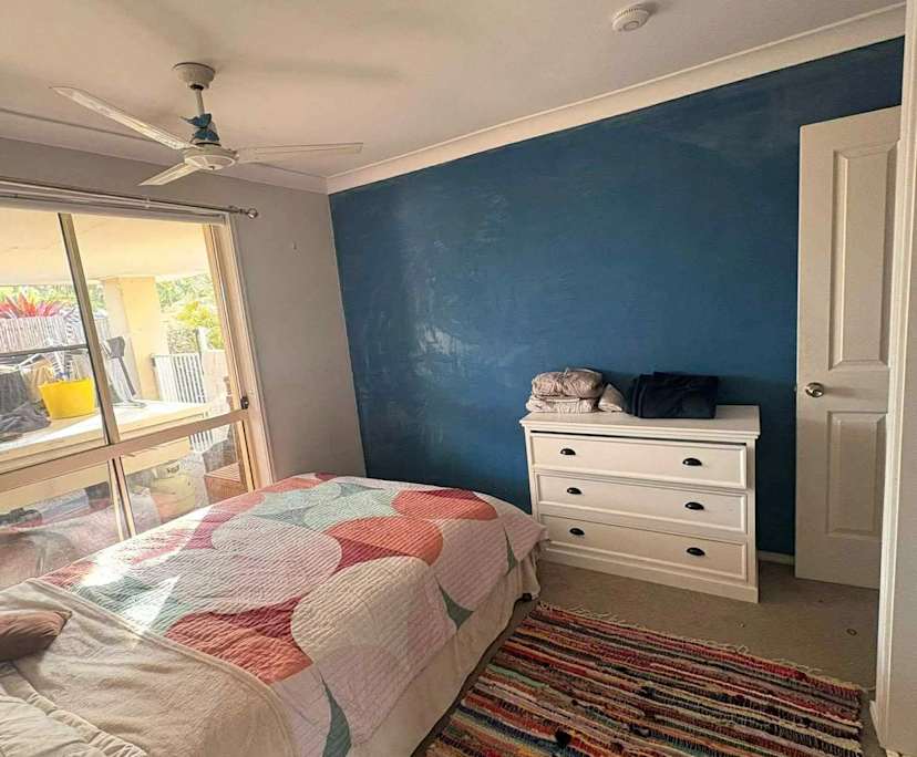 Furnished room in a share house