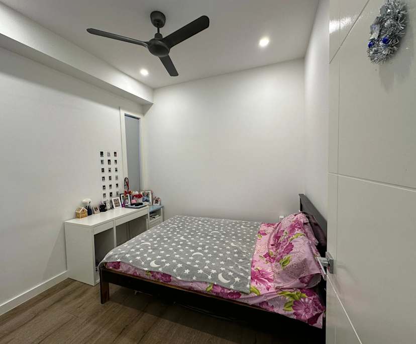 Furnished room with own bathroom
