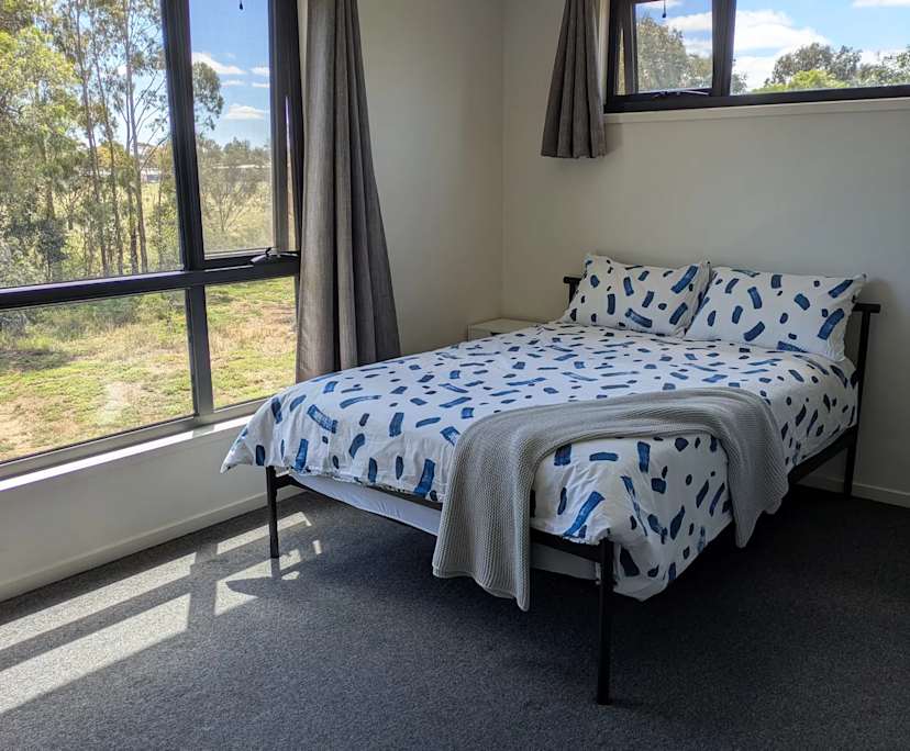 $330, Share-house, 4 bathrooms, Werribee VIC 3030