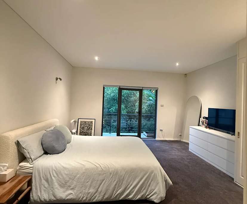 Unfurnished room in a share house