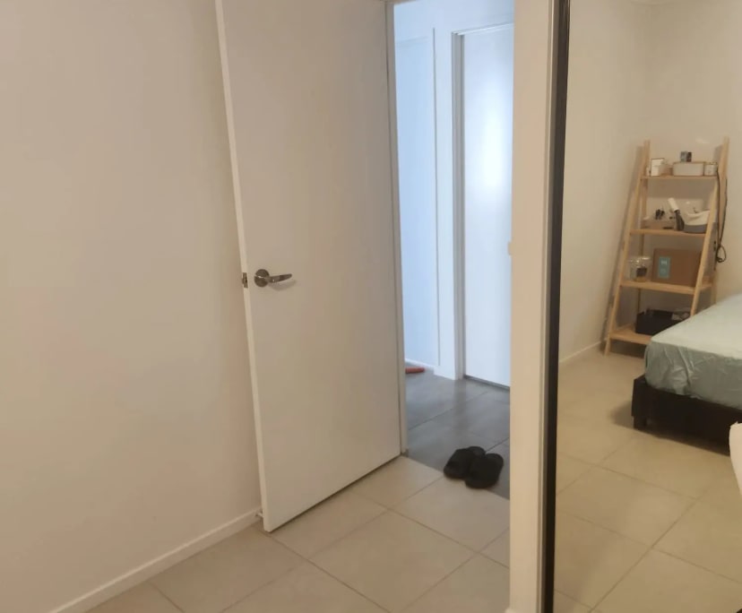 Room in a share house